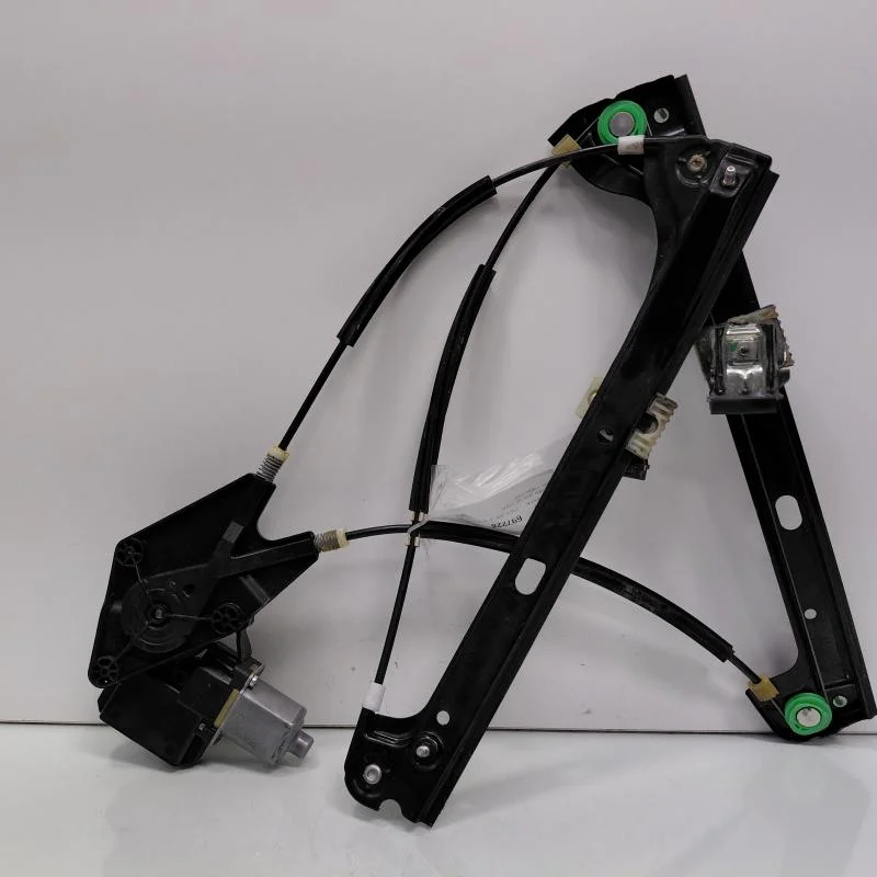 Reducere specială Macara cu motoras usa dreapta fata, VW Polo sedan (6R) (idi:697228)