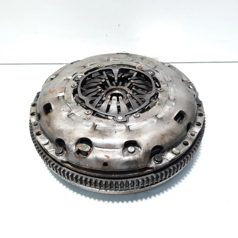 Volanta masa dubla cu placa presiune, VW Passat Variant (365), 2.0 TDI, CFG, 6 vit man (idi:571863) Chilipir